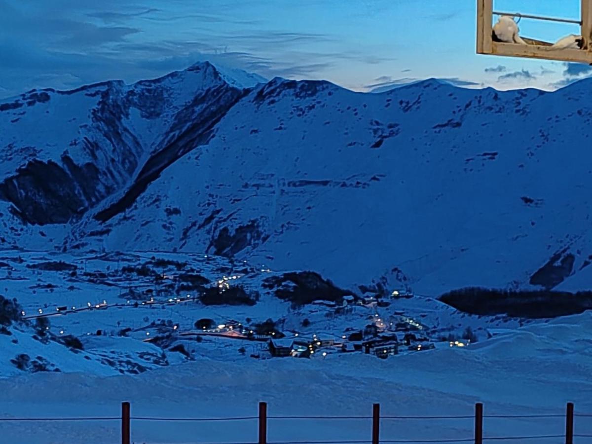 New Gudauri Redco Twins-Premium Mountain Apartment Close The Gondola Lift Экстерьер фото